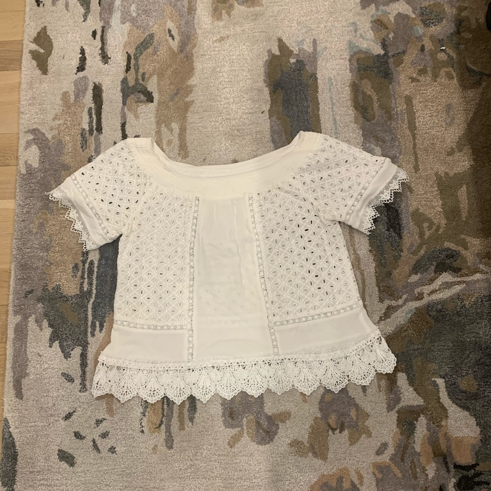 HWA APPAREL Size L off the shoulder top